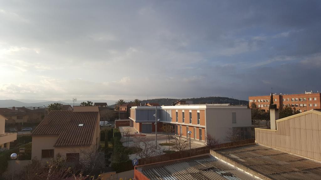 Pensión Avenida Vilafranca del Penedès Exterior foto